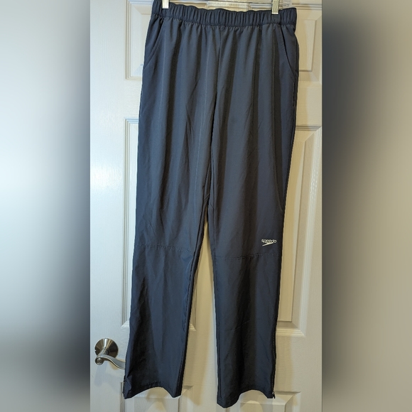 SPEEDO Man's Tech Warm Up gray  moisture wicking drawstrings waist Pants size M - Picture 2 of 9